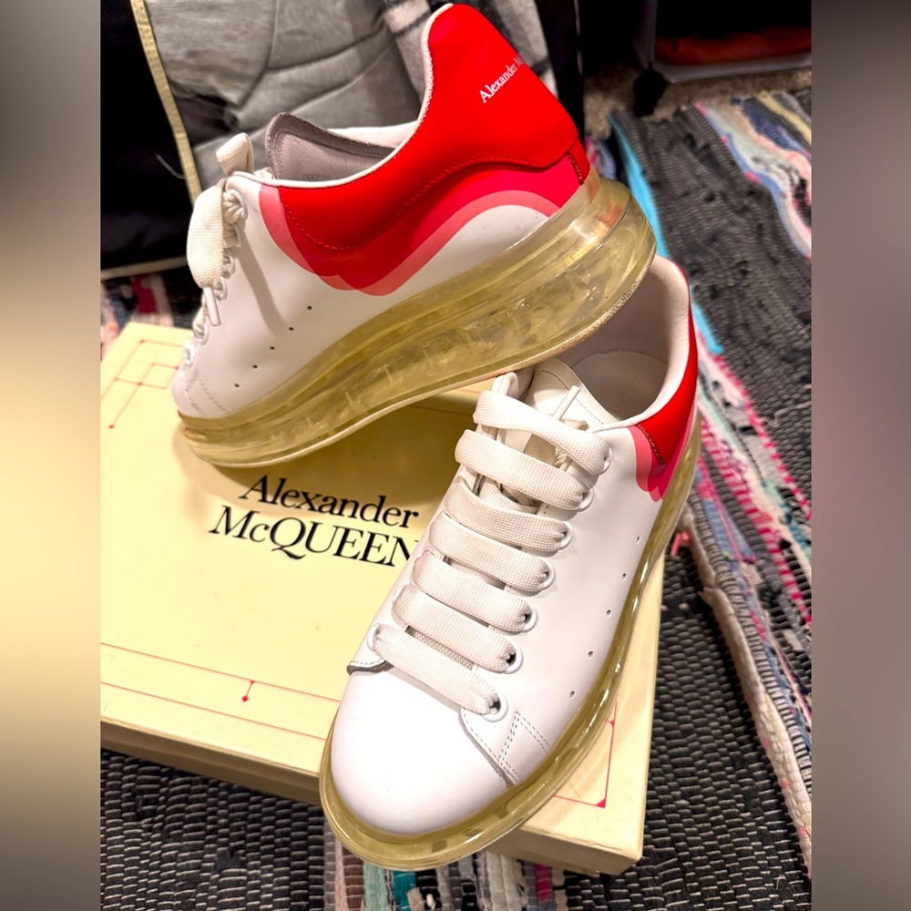 Alexander McQueen Sneakers Women’s